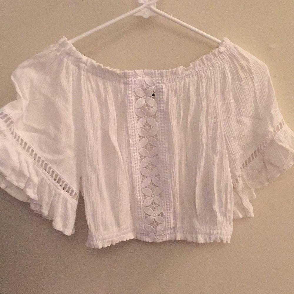 Short sleeve crop top